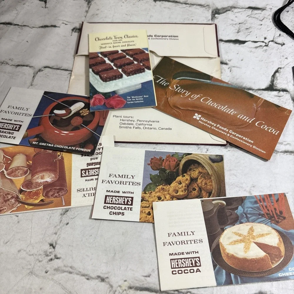 Hershey‎ Chocolate Souvenir Pack Lot of 6 Pamphlets 1970s Recipes Guides History